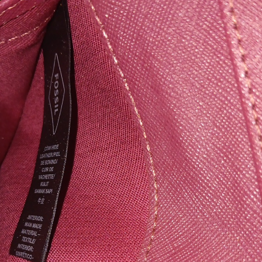 Fossil Coral Pink Wallet - Picture 13 of 14